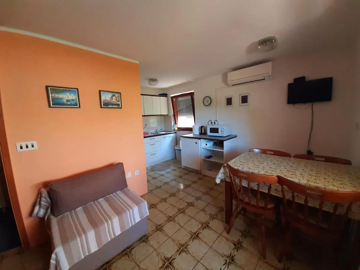 Apartman Fiorini Zofija Apartment Brtonigla 0*,